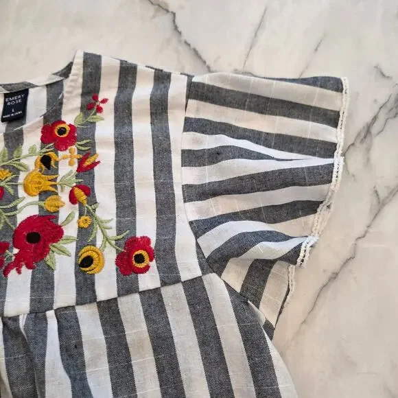 Emery Rose Flutter Sleeve Blue White Striped Embroidered Floral Blouse Womens L - Picture 8 of 12